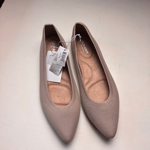 Old Navy Women's Tan Flats - Picture 1 of 8